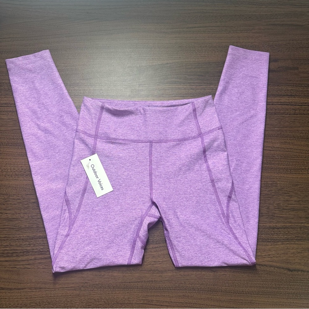Brand New Womens Outdoor Voices Lavender Warm-up 7/8 Leggings 

Size XS